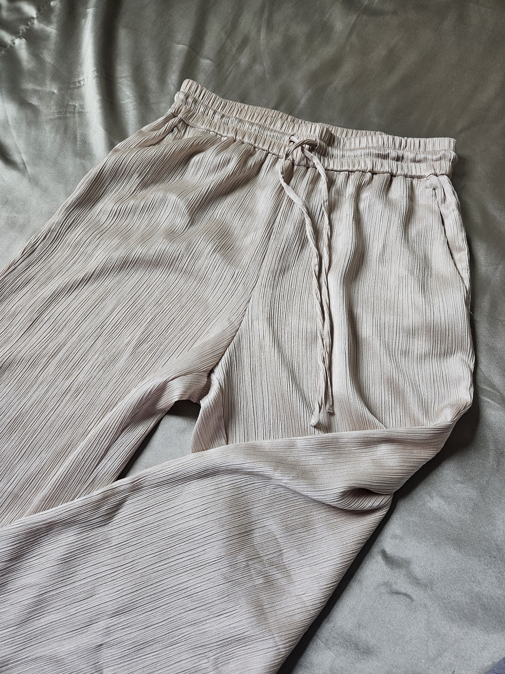 Zara Cream Straight-Leg Drawstring Trousers Size S